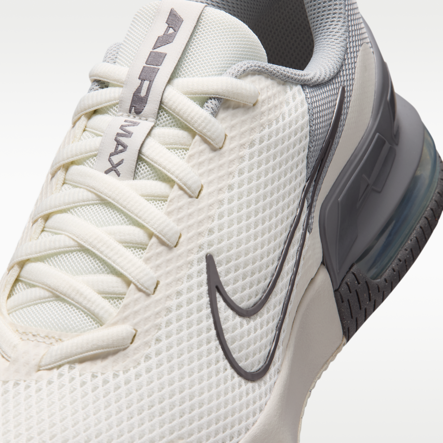 Nike Air Max Alpha Trainer 6 - Sail/Light Smoke Grey/Phantom/Pencil Point - 7