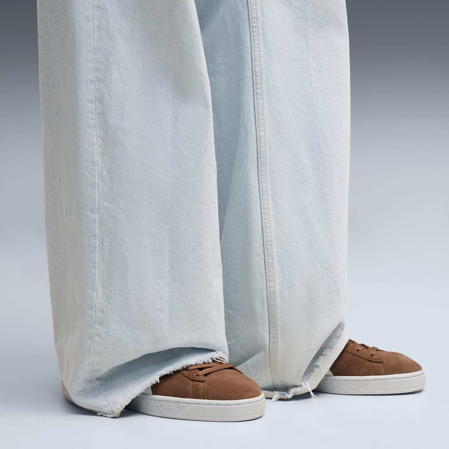 Suede Classic Sneakers Unisex - Haute Coffee-PUMA White