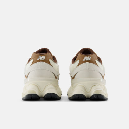 New Balance 9060 - BREAKFAST TEA con ANGORA - U90603EG