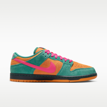 Nike SB Dunk Low Pro - Green Noise/Light Curry/Off Noir/Watermelon - 3
