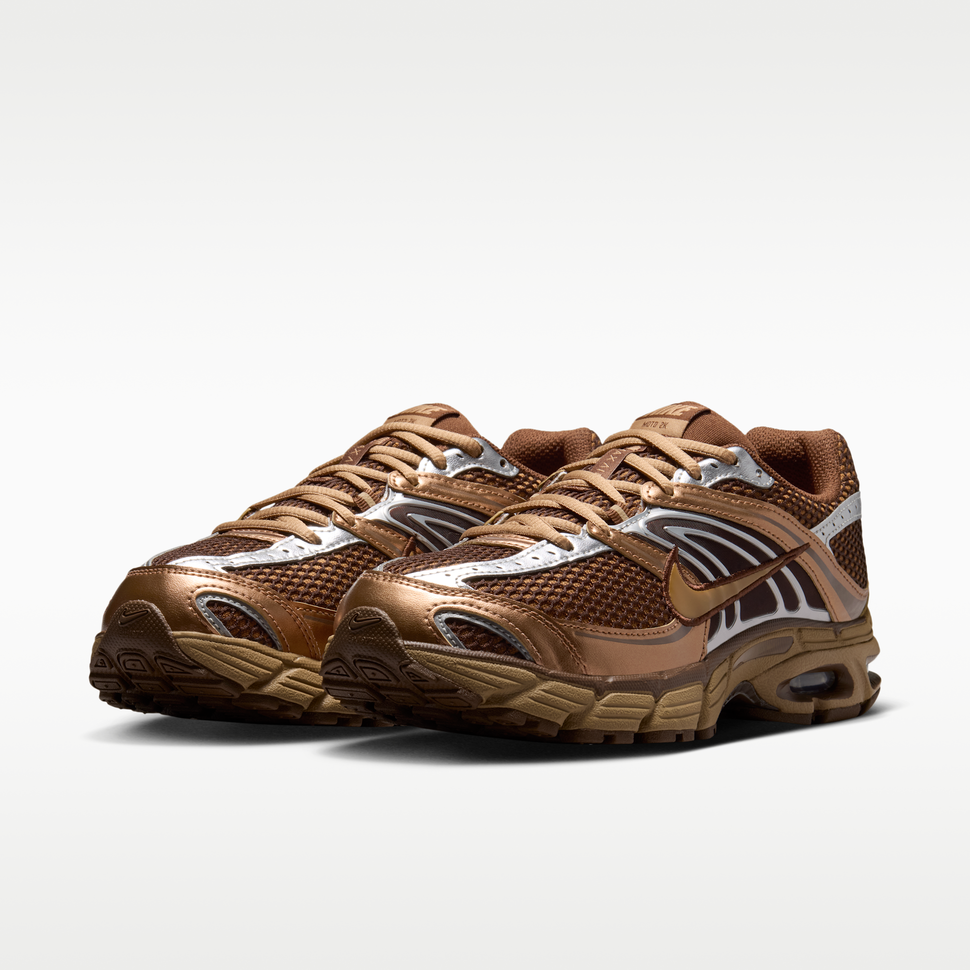 Nike Air Max Moto 2K - Light British Tan/Cacao Wow/Metallic Silver/Dark Driftwood - 5