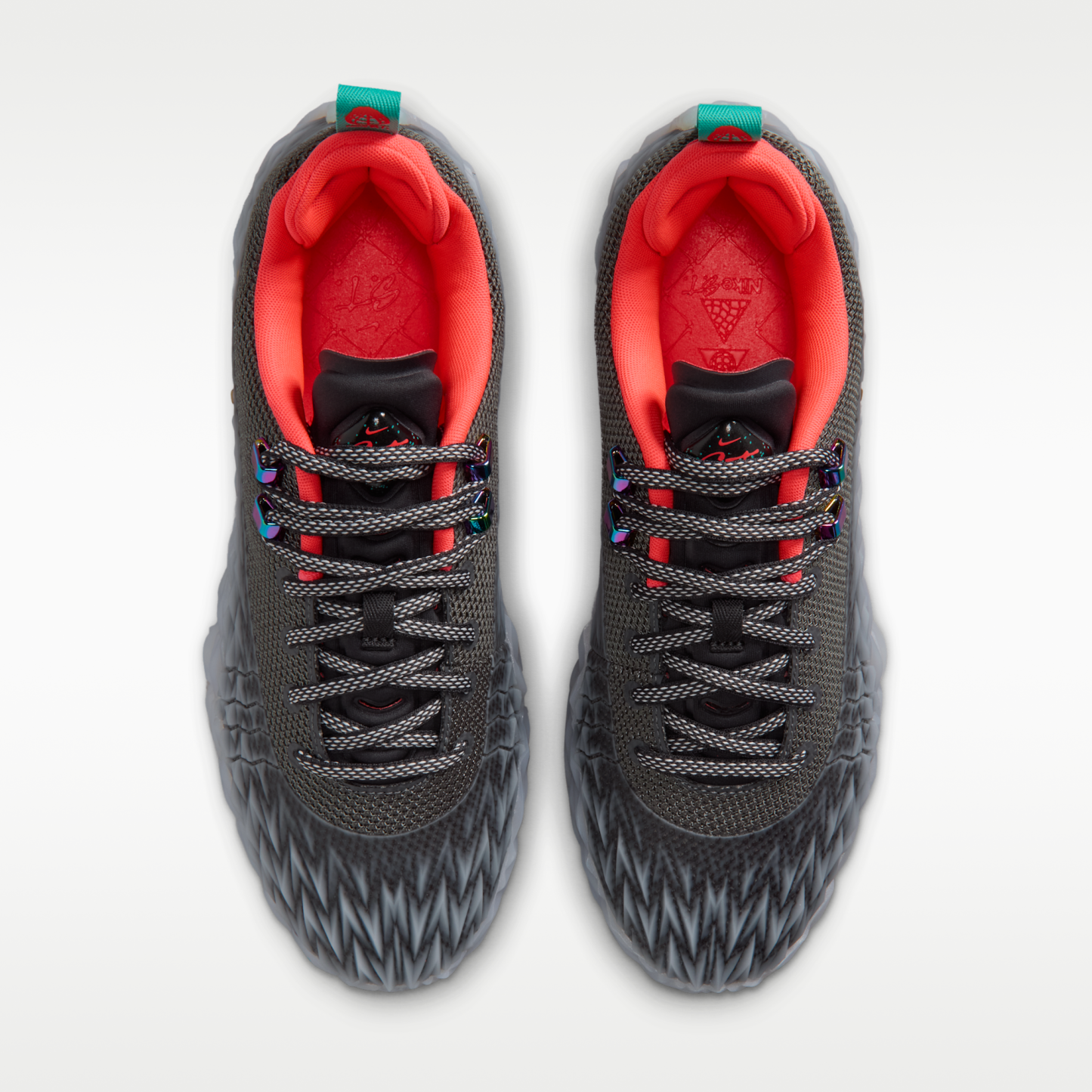Nike S.T. Charge "Detroit Tough" - Iron Grey/Photon Dust/Hyper Pink/Metallic Gold - 4