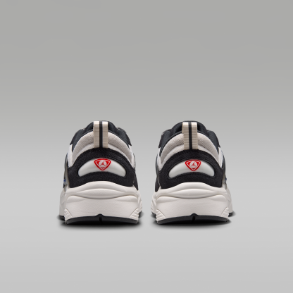 Jordan Trunner O/S SE - Off Noir/Phantom/Old Royal/University Red - 6