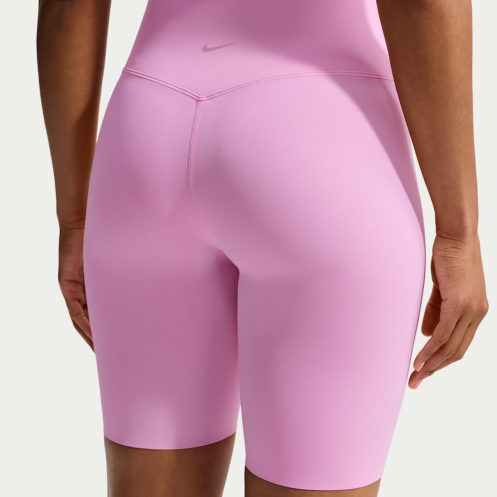 Nike Zenvy - Nike Zenvy Bike Shorts mit hohem Taillenbund (Damen, ca. 20,5 cm)