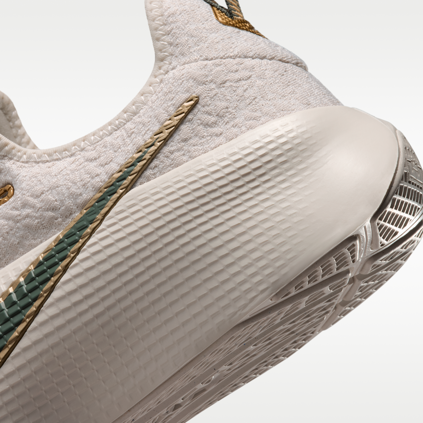 LeBron TR 1 - Phantom/Light Orewood Brown/Metallic Gold/Camo Green - 8