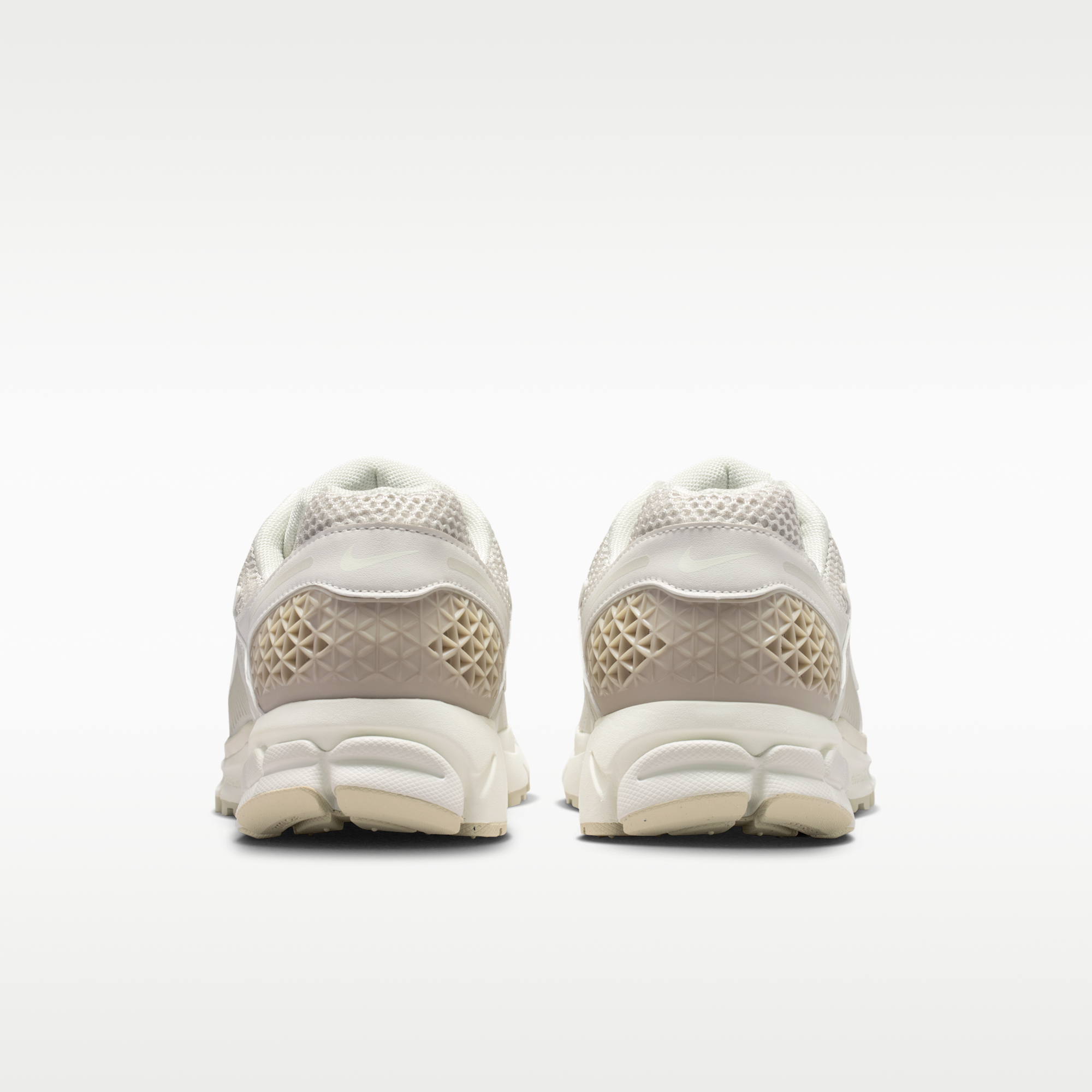 Nike Zoom Vomero 5 - Phantom/Cream II/Sail/Light Bone - 6
