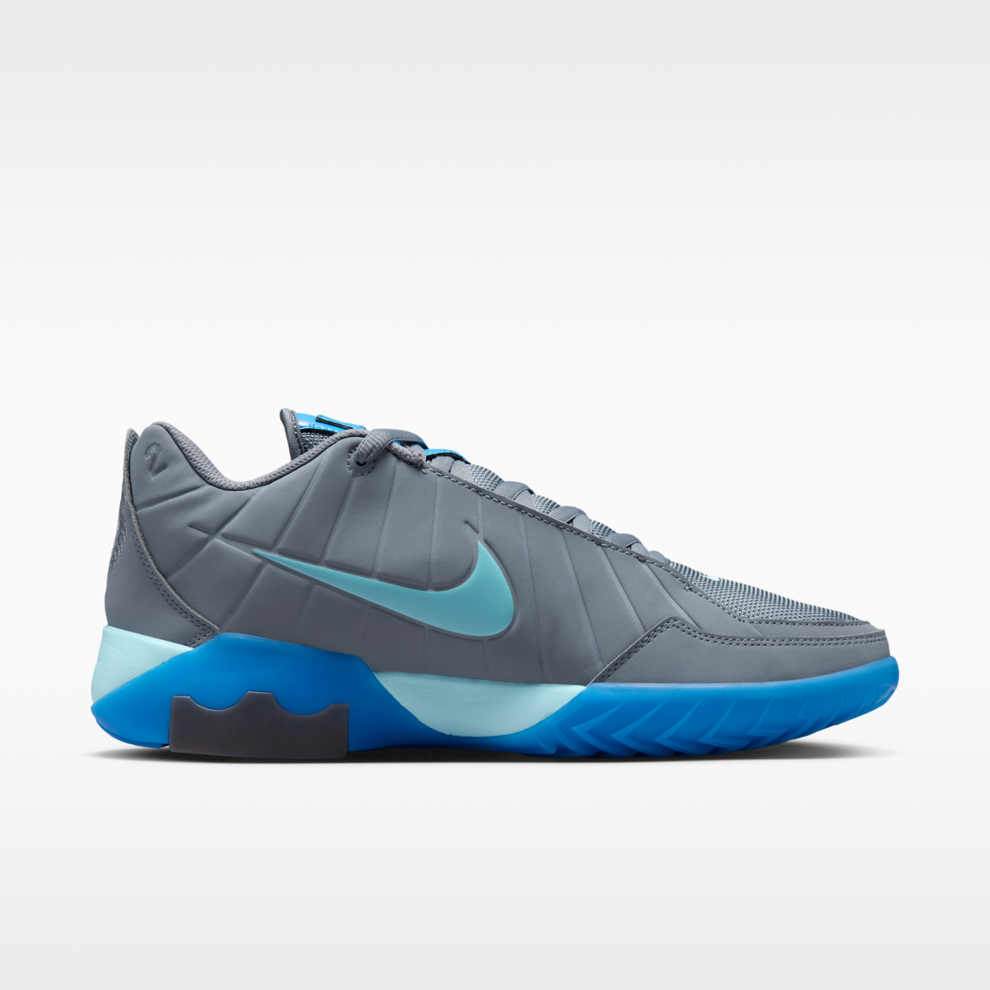 LeBron Witness 9 - Cool Grey/Glacier Ice/Glacier Ice/Aurora Blue - 3