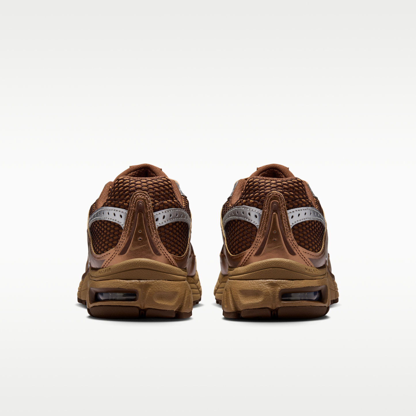 Nike Air Max Moto 2K - Light British Tan/Cacao Wow/Metallic Silver/Dark Driftwood - 6