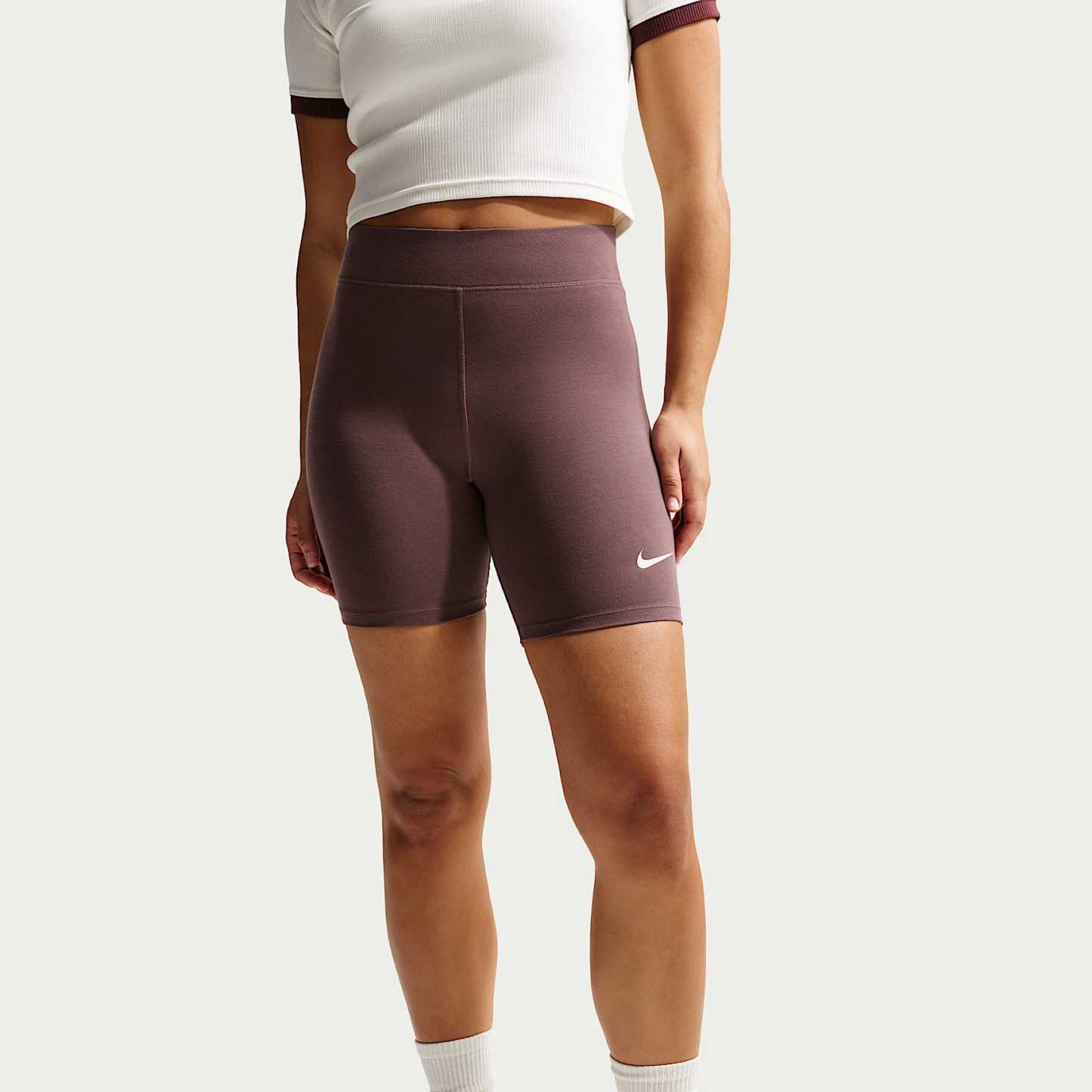 Nike Sportswear Classic - Nike Sportswear Classic Bike-Shorts mit hohem Taillenbund für Damen (ca. 20,5 cm)