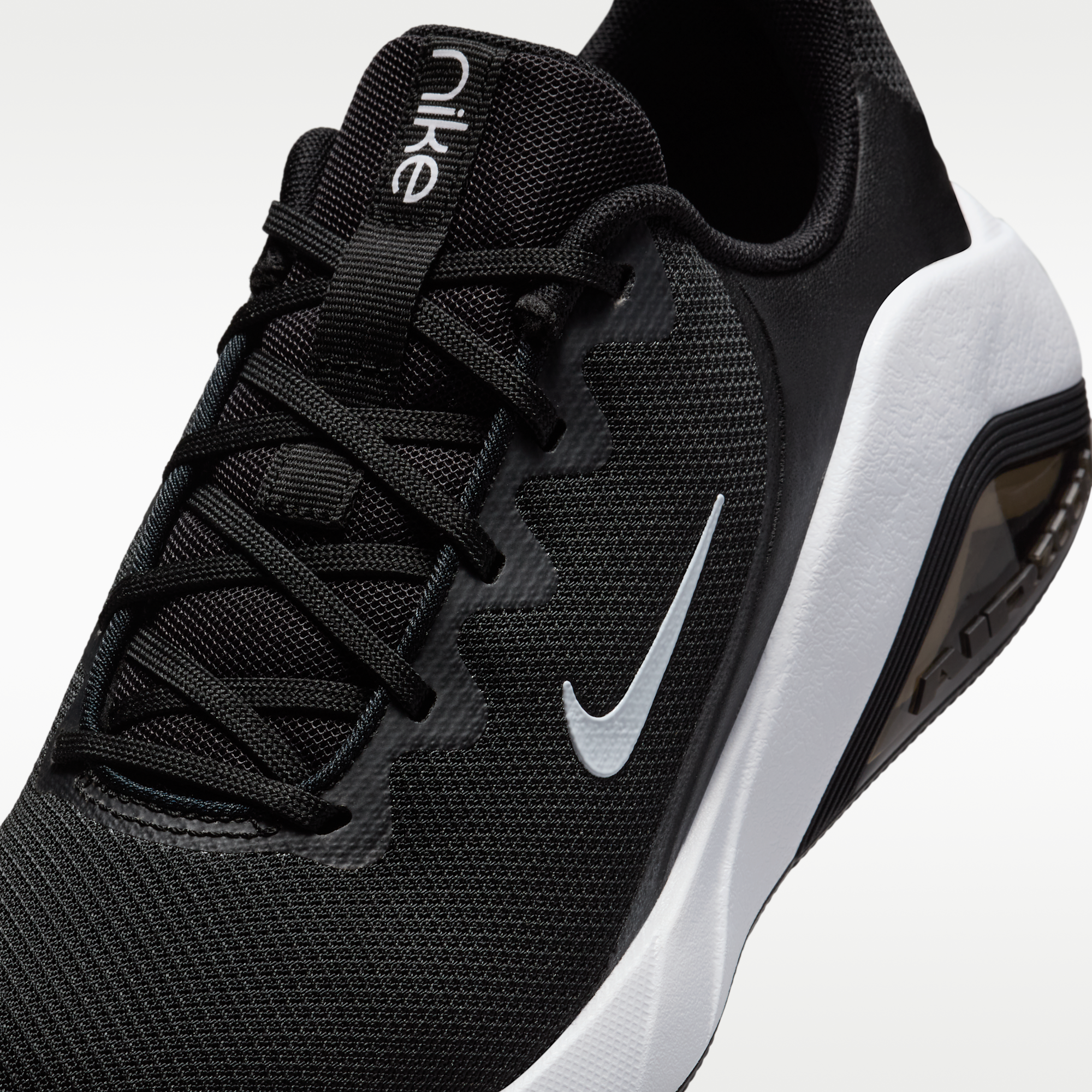 Nike Bella 7 - Μαύρο/Μαύρο/Λευκό - 7