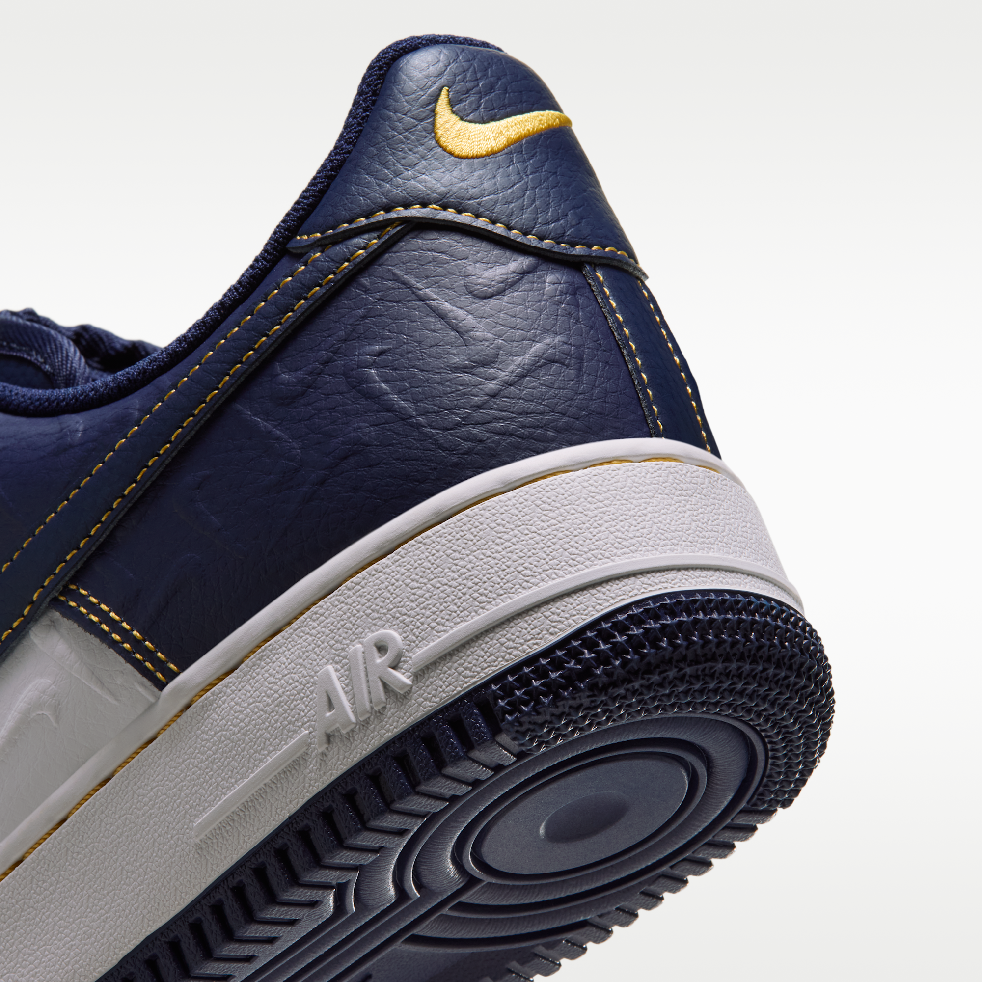 Nike Air Force 1 '07 - Summit White/Yellow Ochre/Midnight Navy - 8