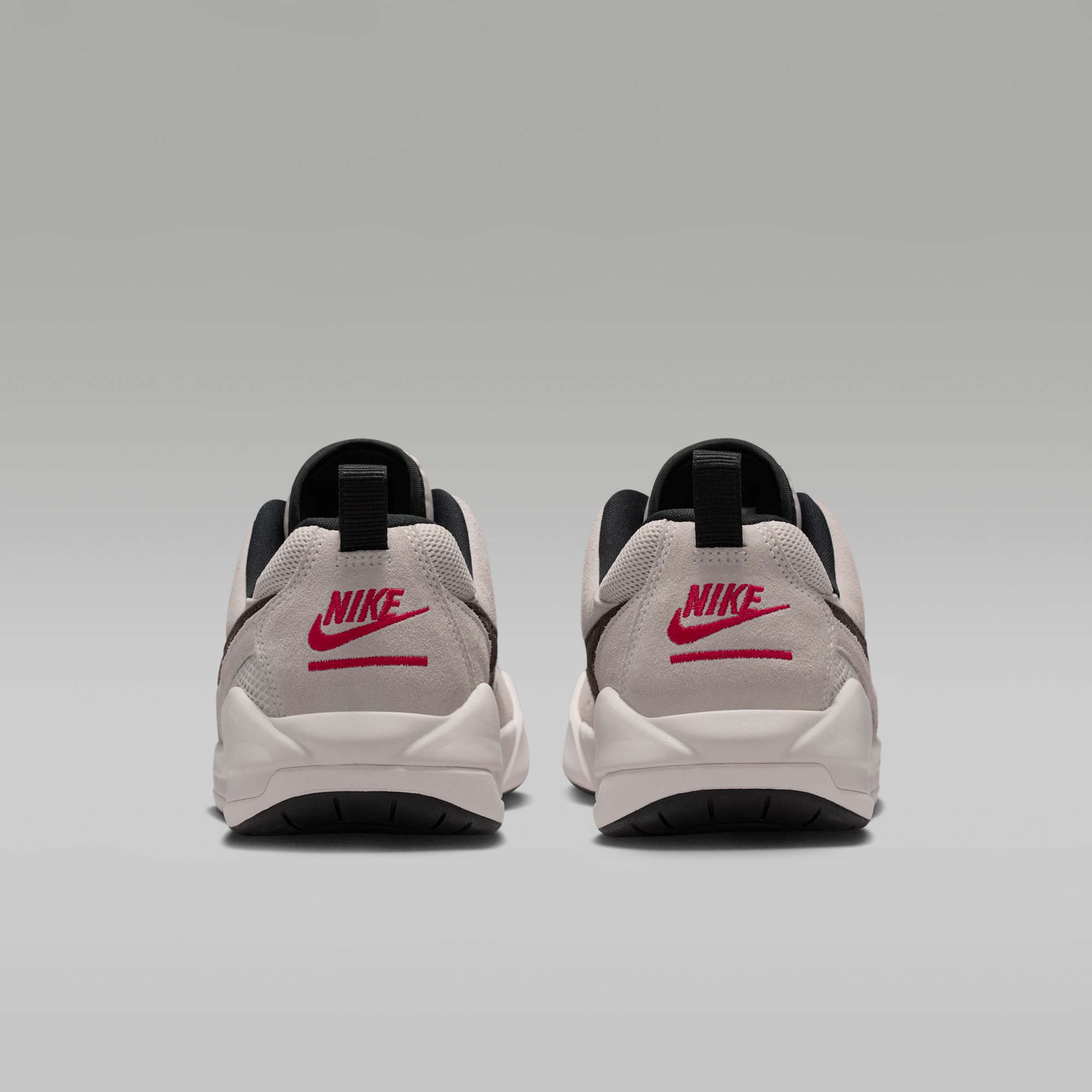 Jordan CMFT Era - Phantom/Palomino/Μαύρο/University Red - 6