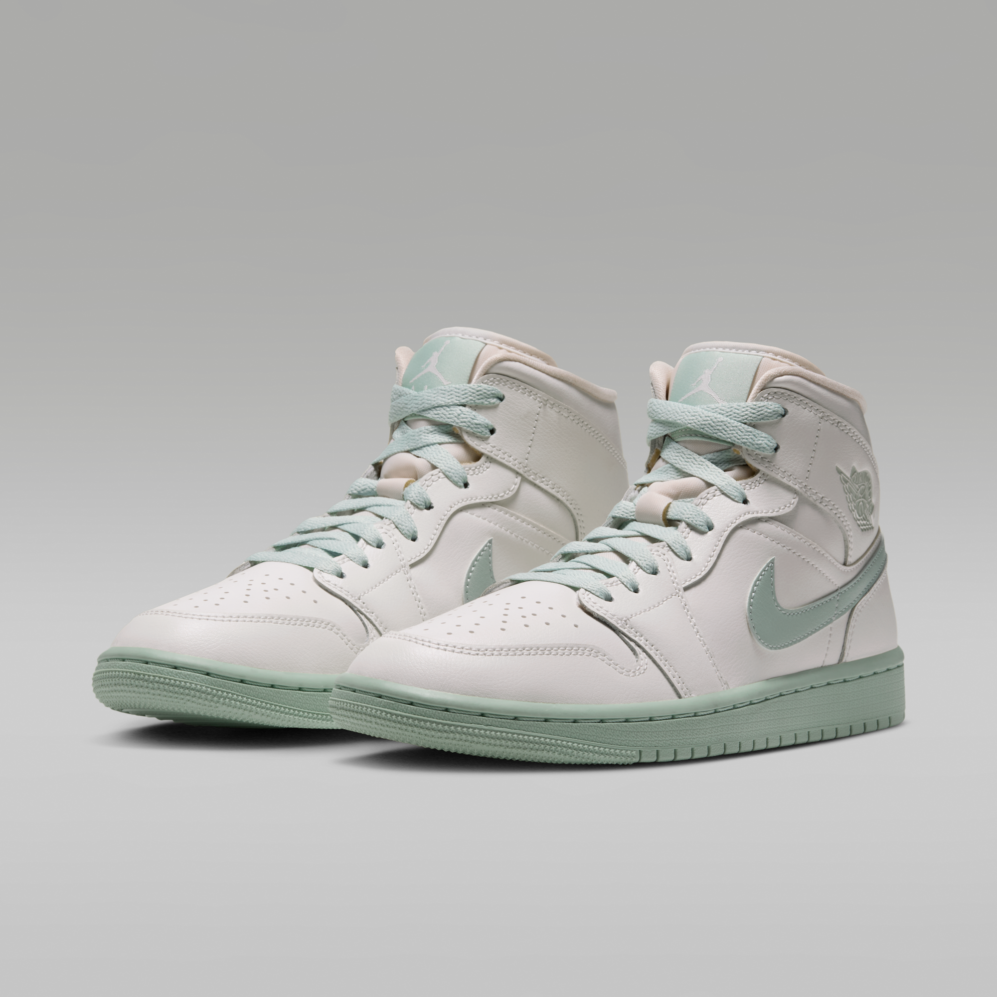Air Jordan 1 Mid - Sail/Pistachio Frost - 5
