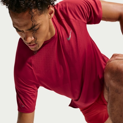 Nike Stride - Nike Stride Dri-FIT ADV Kurzarm-Laufoberteil (Herren)