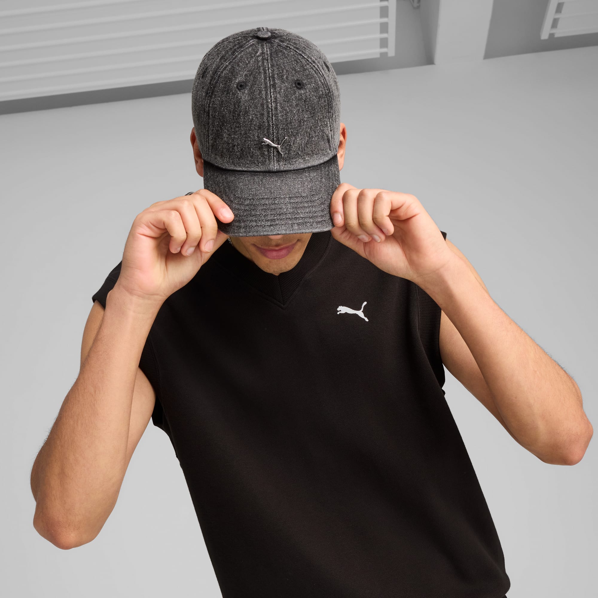 WARDROBE ESS Metal Dad Cap - PUMA Black