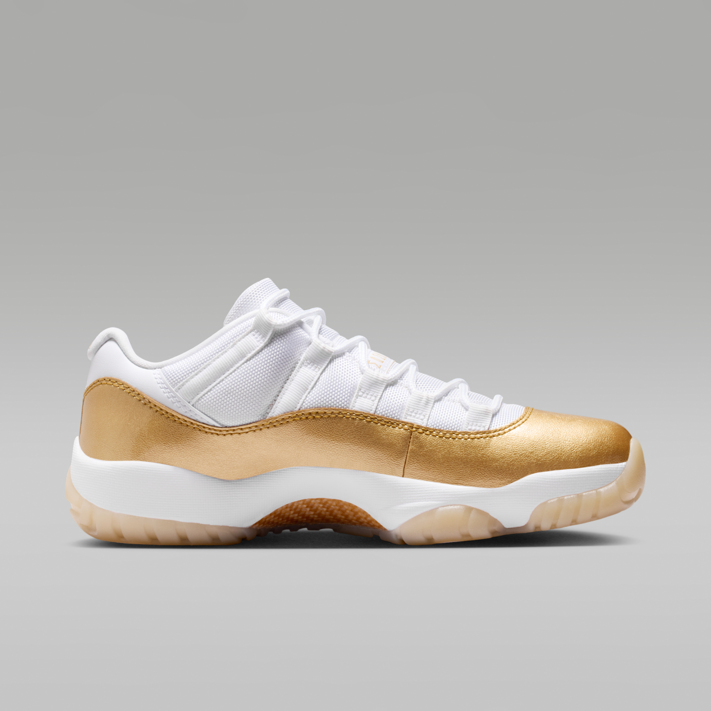 Air Jordan 11 Low "Mother's Day" - Λευκό/Team Gold/Metallic Gold - 3