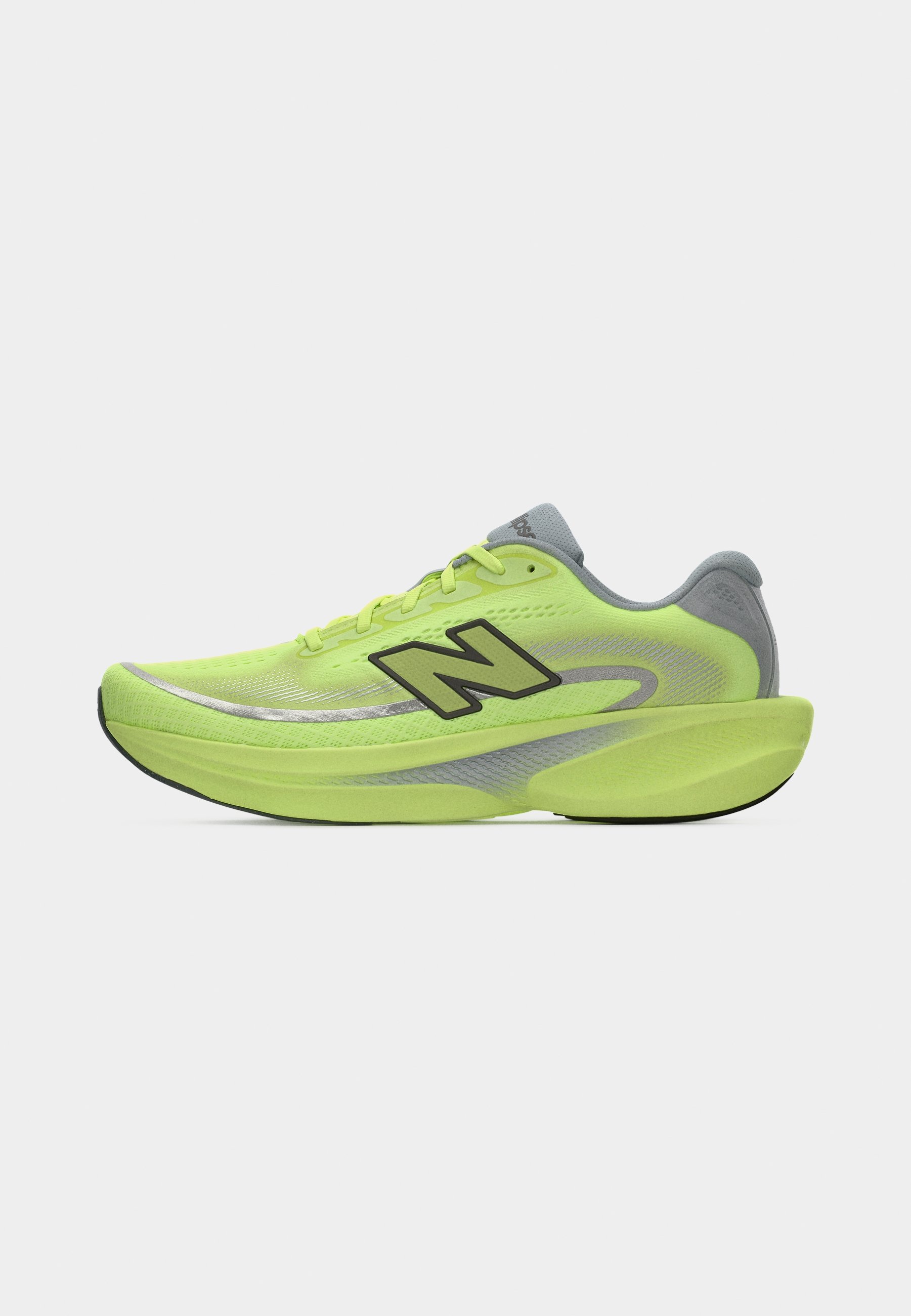 Zapatilla de correr de color verde neón con un diseño aerodinámico, parte superior de malla, detalles en gris y una suela curvada para una amortiguación ligera y flexibilidad.