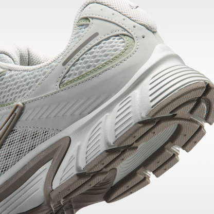 Nike V5 RNR - Light Silver/Jade Horizon/Canyon Grey/Metallic Silver - 8