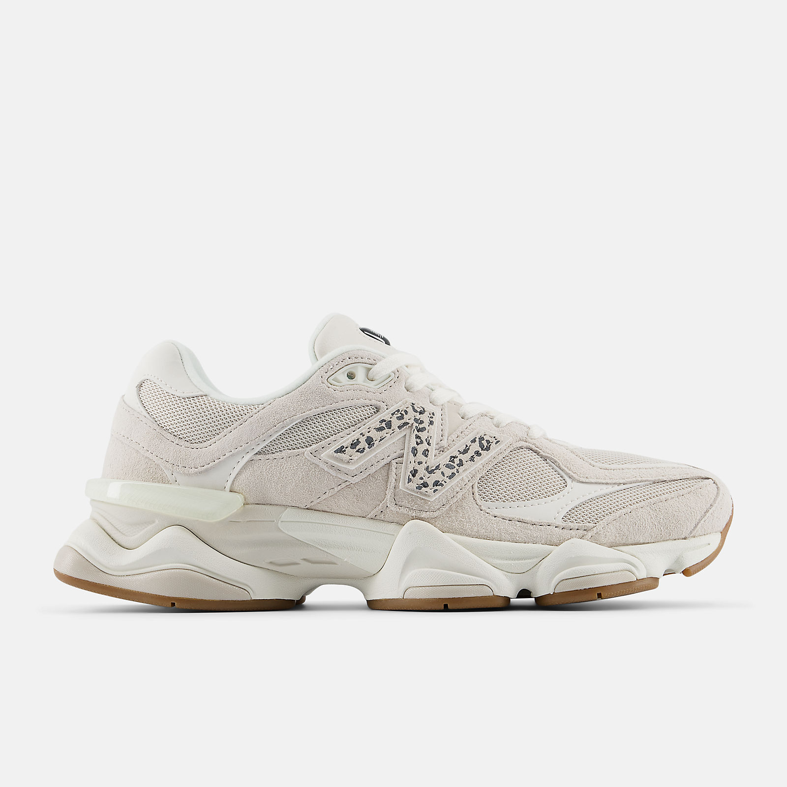 New Balance 9060 - MOONBEAM con SEA SALT y Black - U9060ASP