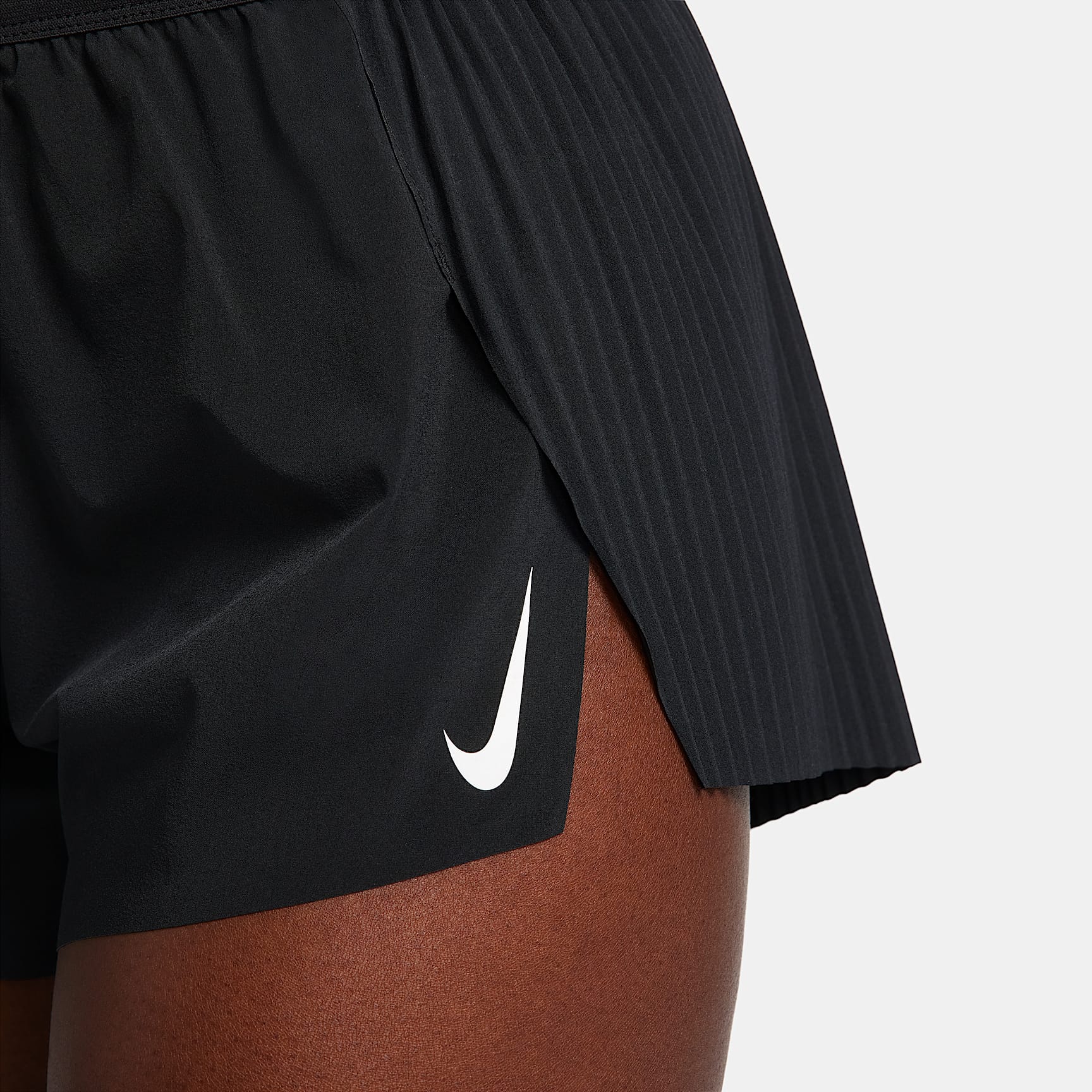 Nike AeroSwift - Nike AeroSwift Dri-FIT ADV Laufshorts mit mittelhohem Bund und Innenslip (Damen, ca. 7,5 cm)