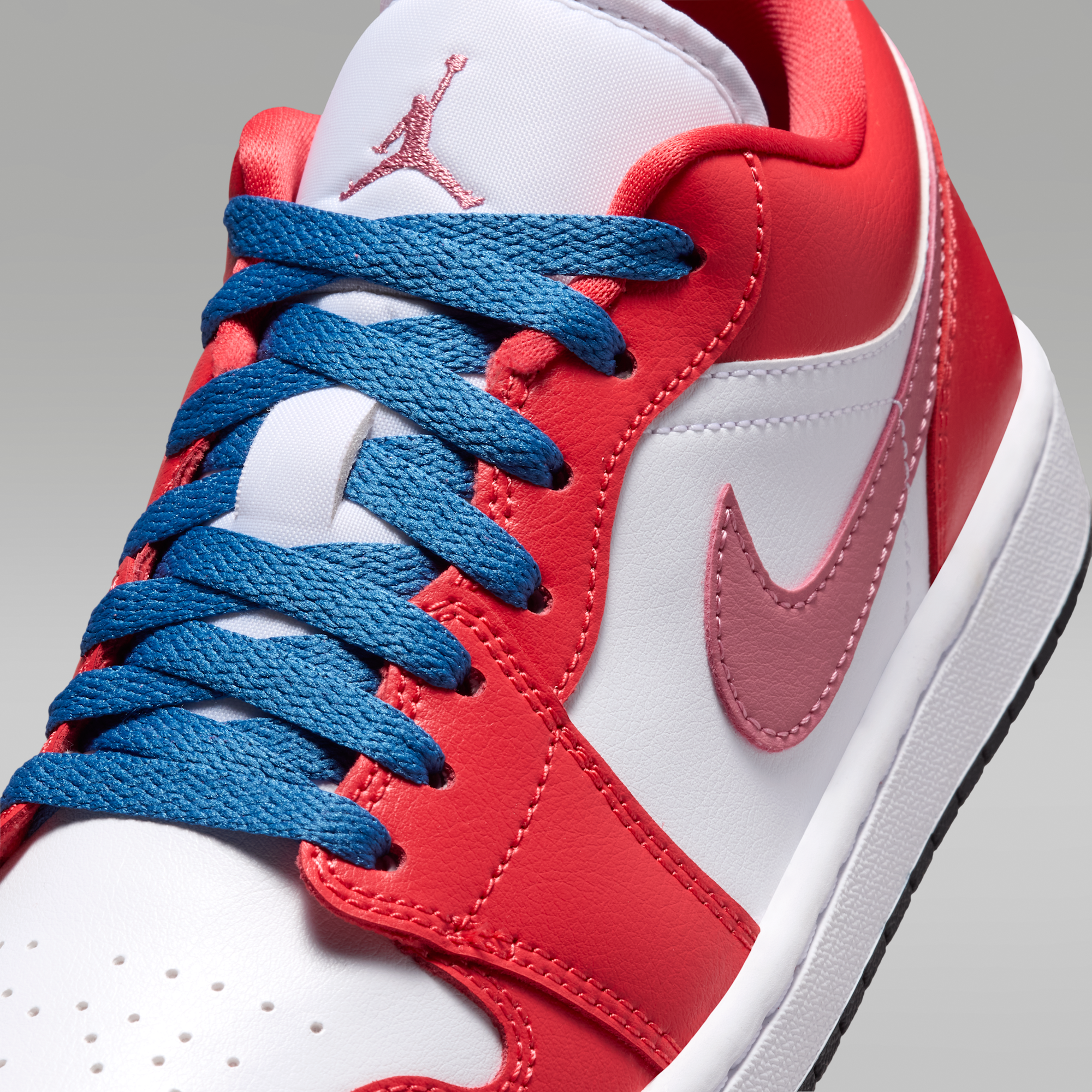 Air Jordan 1 Low - Track Red/Λευκό/Desert Berry/True Blue - 7