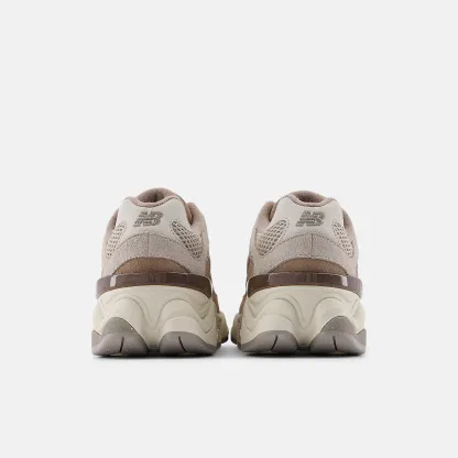 New Balance 9060 LACE - DARK MUSHROOM con SHIPYARD - PC9060EX