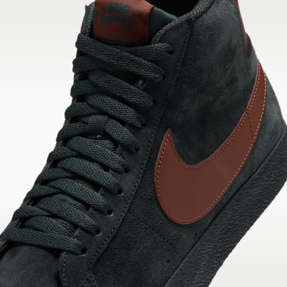 Nike SB Zoom Blazer Mid - Black Spruce/Black Spruce/Gum Medium Brown/Corduroy Brown - 7