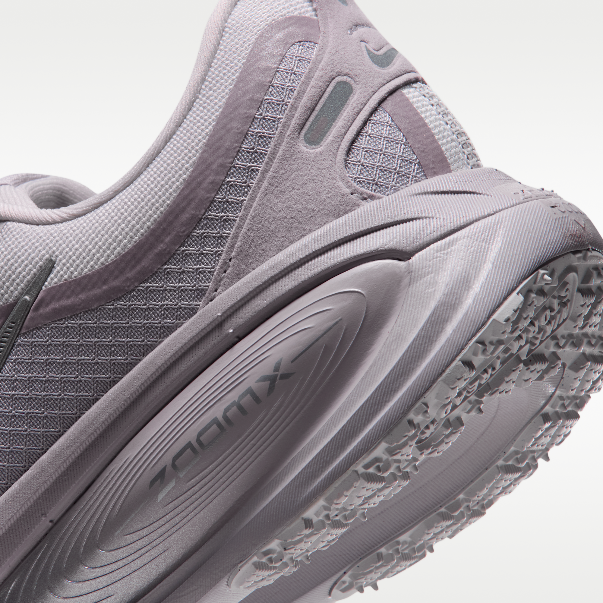 Nike Vomero 18 GORE-TEX - Vast Grey/Silver Lilac/Metallic Silver - 8