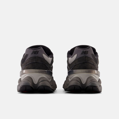 New Balance 9060 - BLACK con CASTLEROCK y Rain Cloud - U9060BLK
