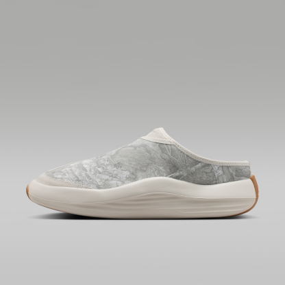Jordan Future - Light Orewood Brown/Gum Medium Brown/Bright Citron - 1