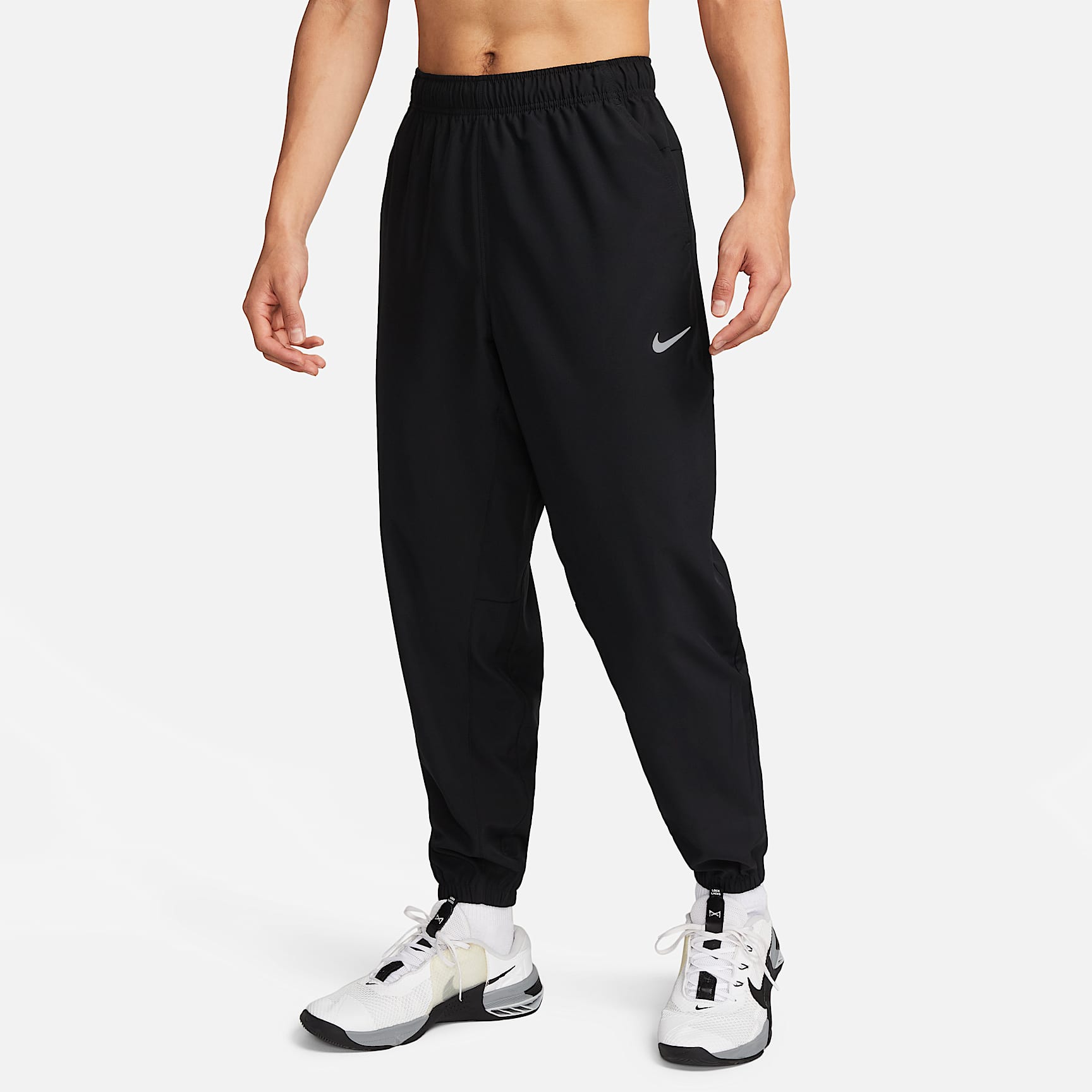 Nike Form - Nike Form vielseitige Hose mit schmal zulaufender Passform und für Herren