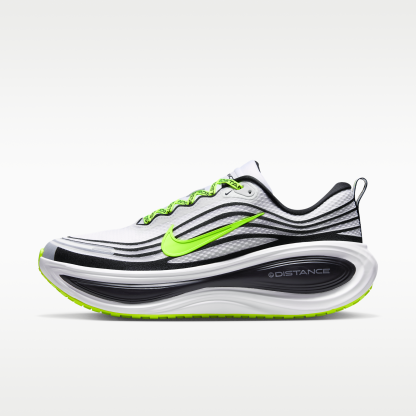 Nike Vomero Plus x DISTANCE - Λευκό/Μαύρο/Volt/Metallic Silver - 1