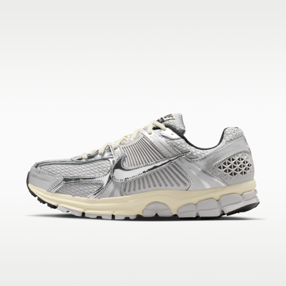Nike Zoom Vomero 5 - Grey Fog/Metallic Silver/Coconut Milk/Chrome - 1