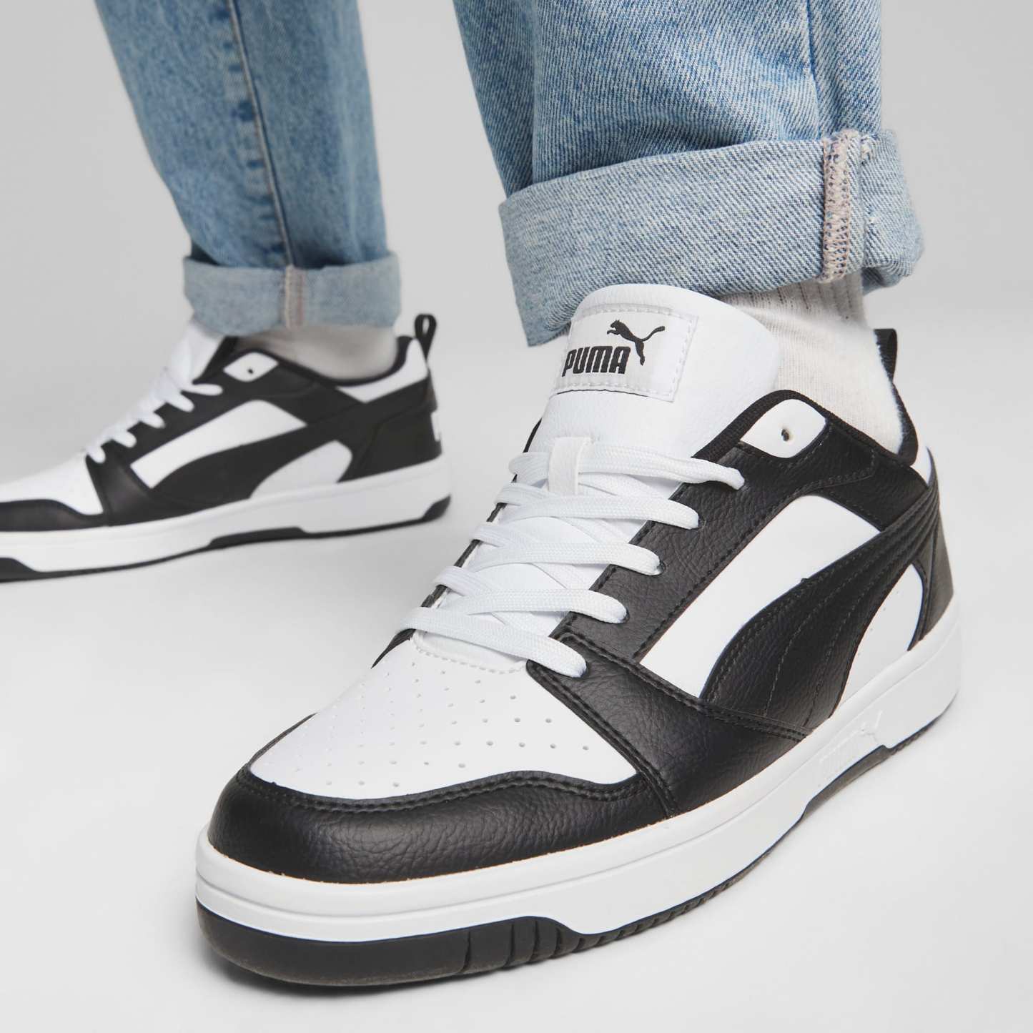 Rebound V6 Low Sneakers - PUMA White-PUMA Black-PUMA White
