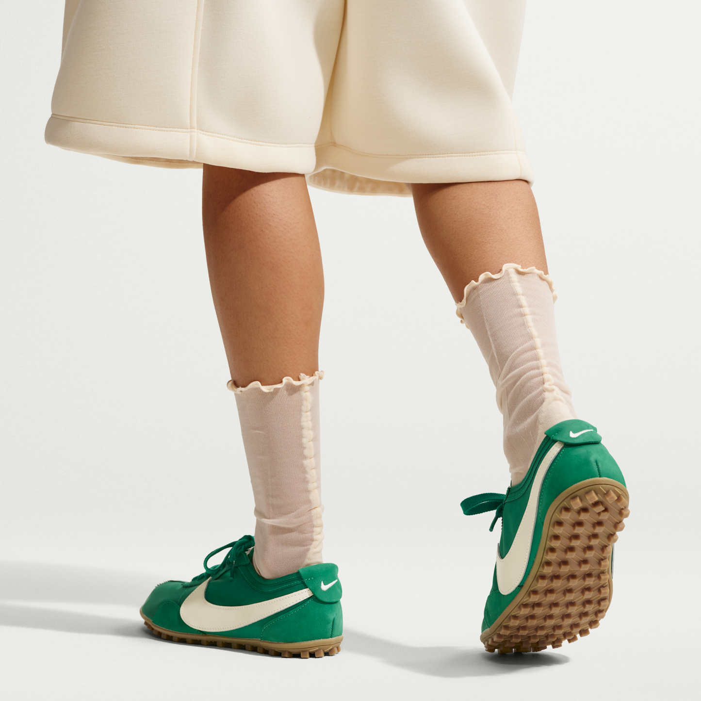 Nike Moon Shoe - Malachite/Gum Light Brown/Soft Pearl - 9