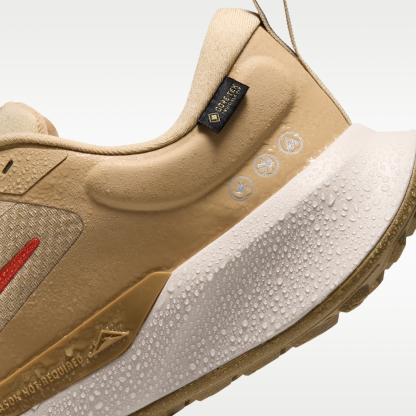 Nike Juniper Trail 2 GORE-TEX - Linen/Light Orewood Brown/Gum Light Brown/Light Crimson - 9