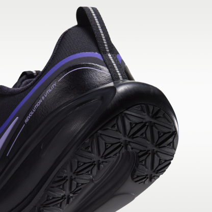 Nike Revolution 8 Utility - Μαύρο/Persian Violet/Gridiron/Purple Pulse - 8