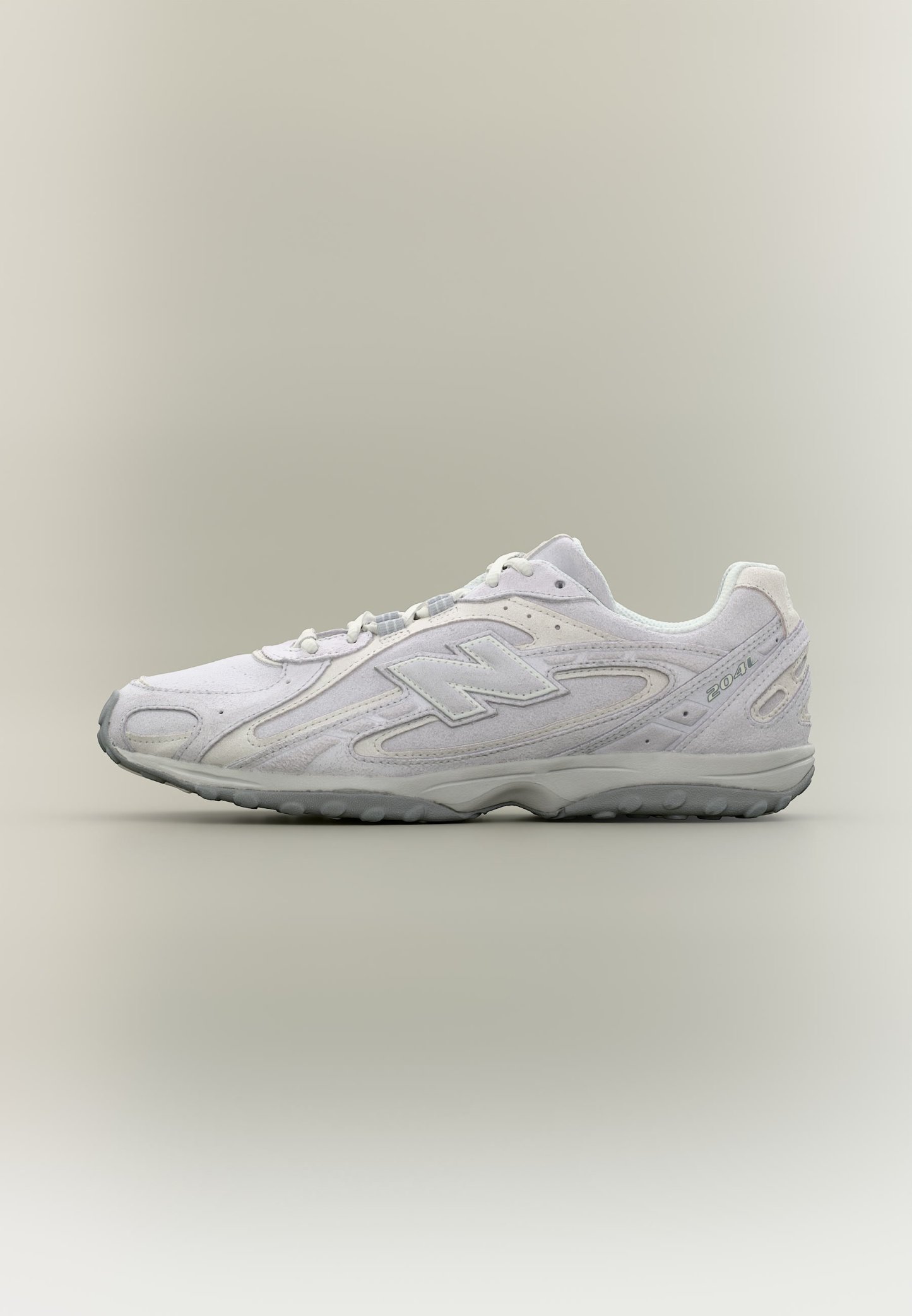 Zapatilla blanca New Balance 2041 de caña baja con suela gris, logo lateral y diseño texturizado sobre un fondo neutro claro.