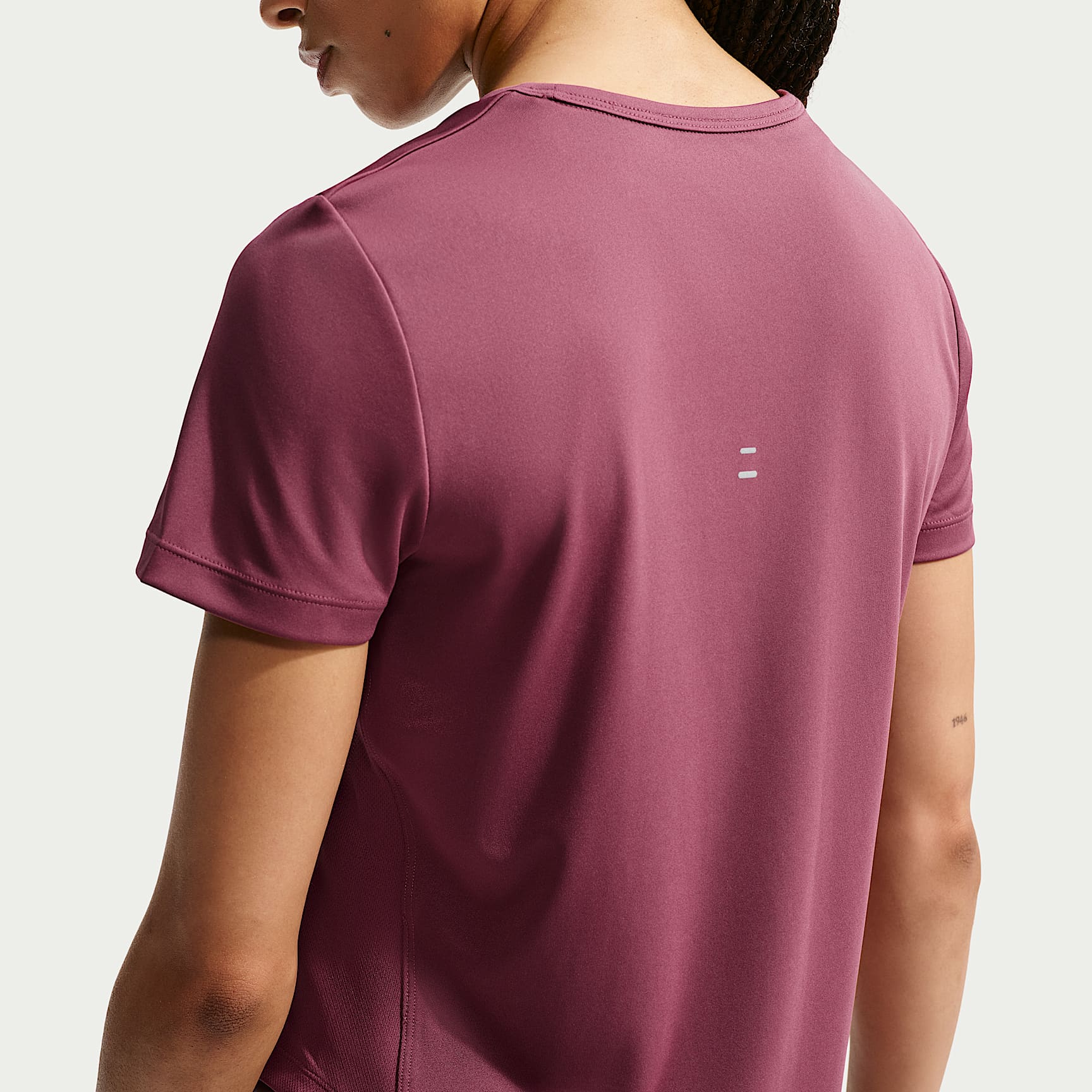 Nike Tempo - Nike Tempo Dri-FIT Kurzarm-Laufoberteil (Damen)