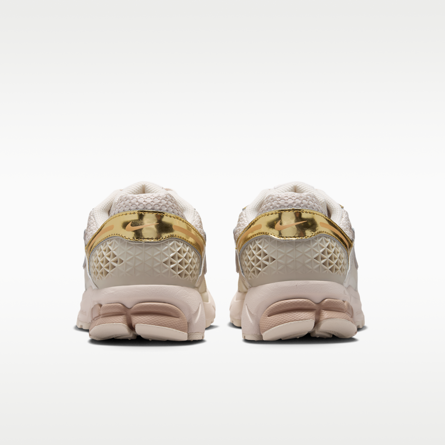 Nike Zoom Vomero 5 - Light Orewood Brown/Hemp/Phantom/Metallic Gold - 6