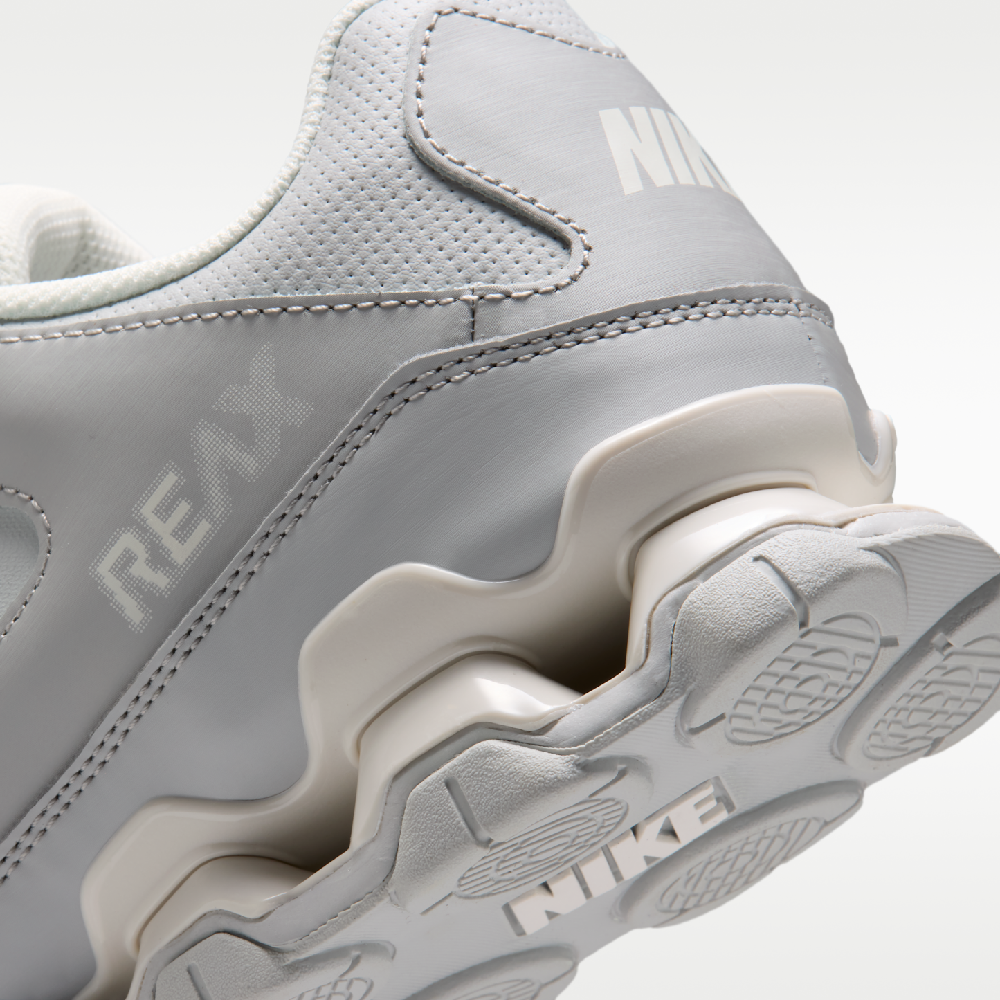 Nike Reax 8 TR - Grey Fog/Μαύρο/Sail - 8