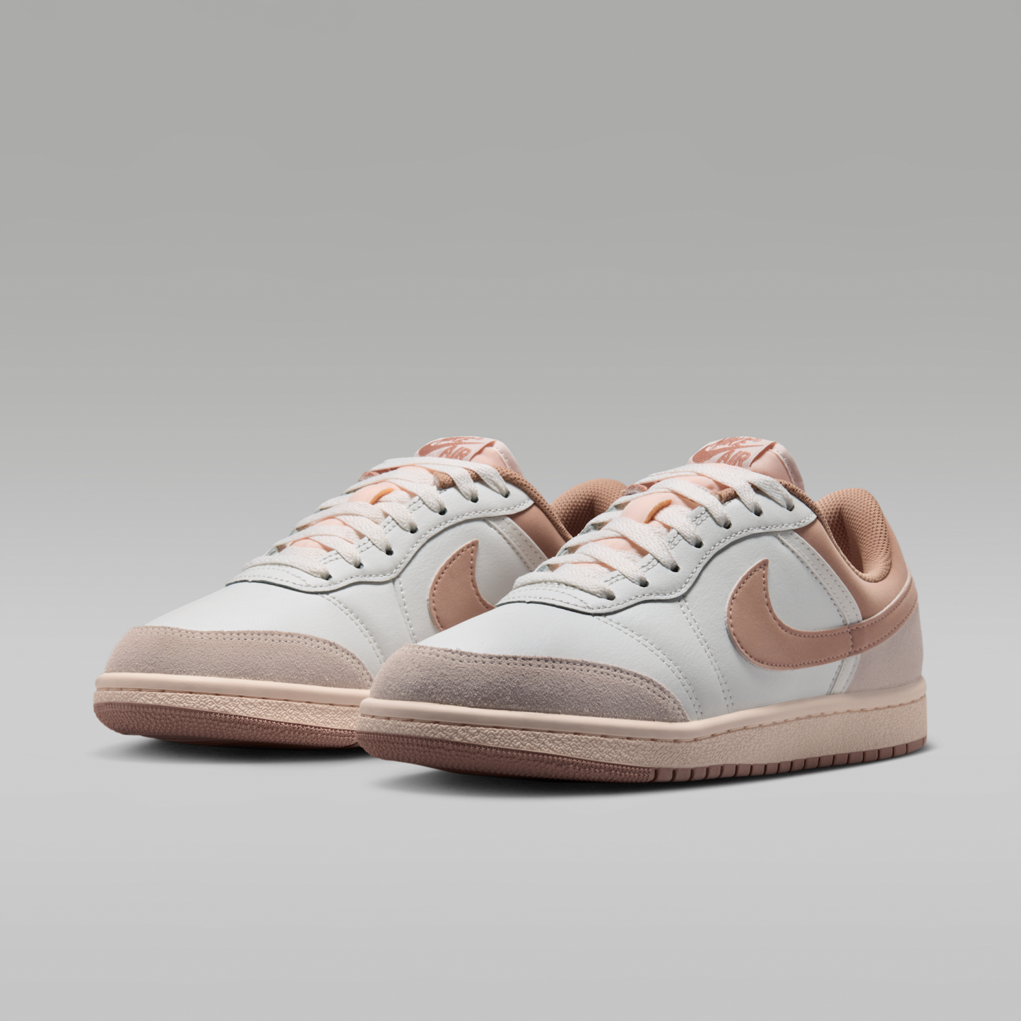 Air Jordan Skyline Low - Summit White/Sail/Legend Medium Brown - 5