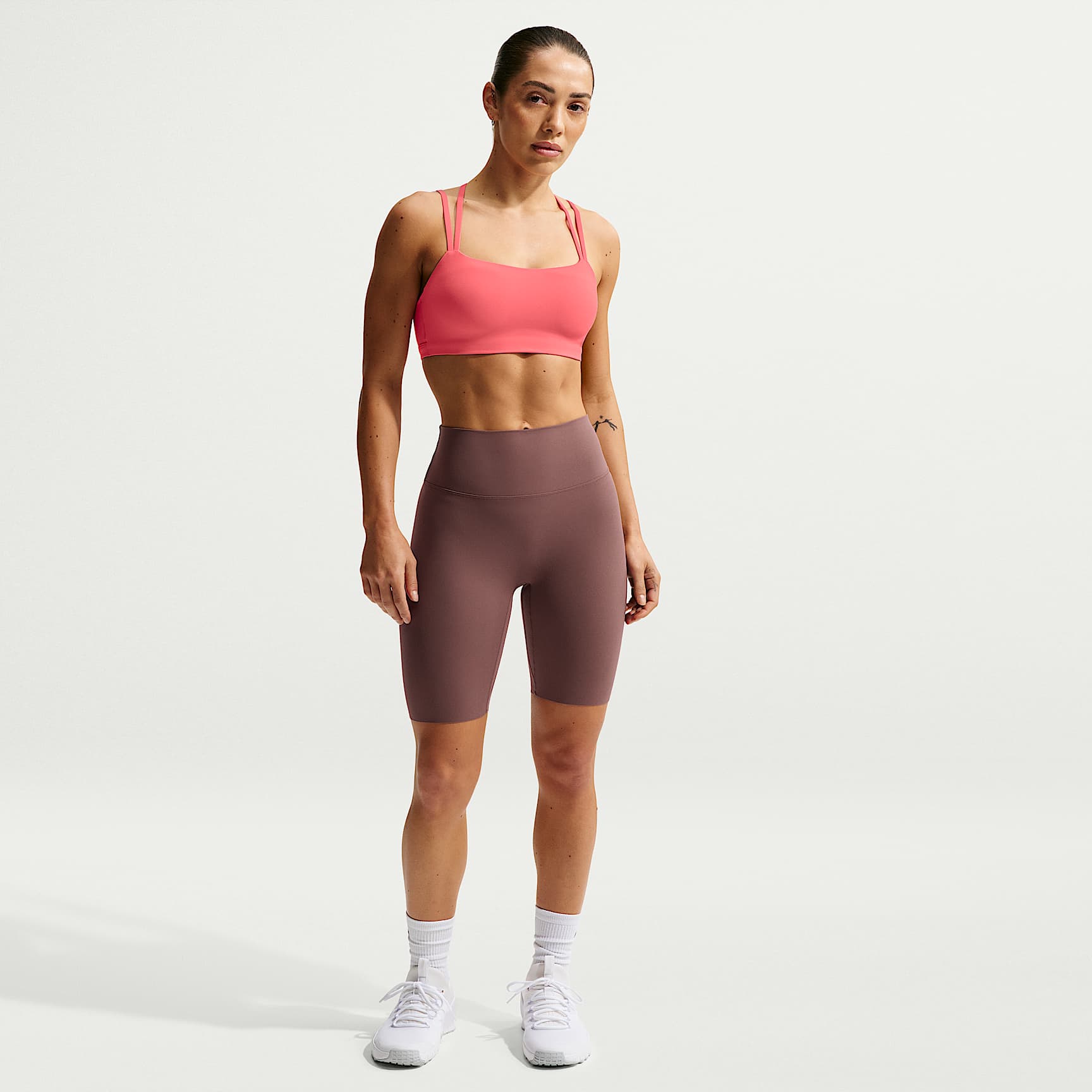 Nike Zenvy - Nike Zenvy Bike Shorts mit hohem Taillenbund (Damen, ca. 20,5 cm)