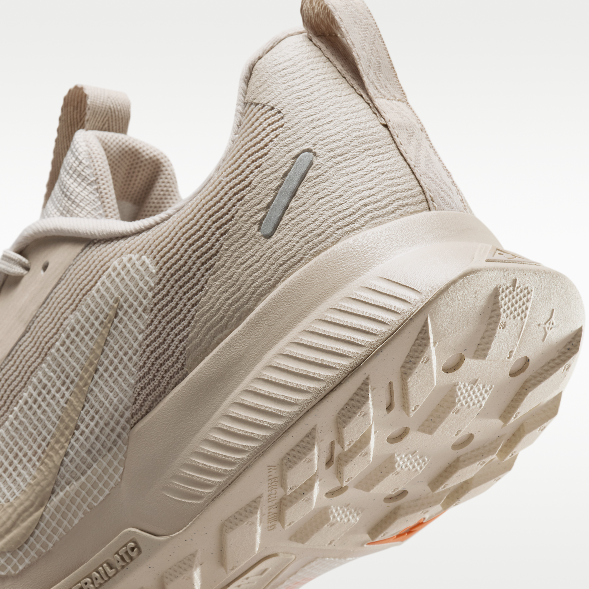 Nike Juniper Trail 3 - Cream II/Light Orewood Brown/Safety Orange/Cream II - 8