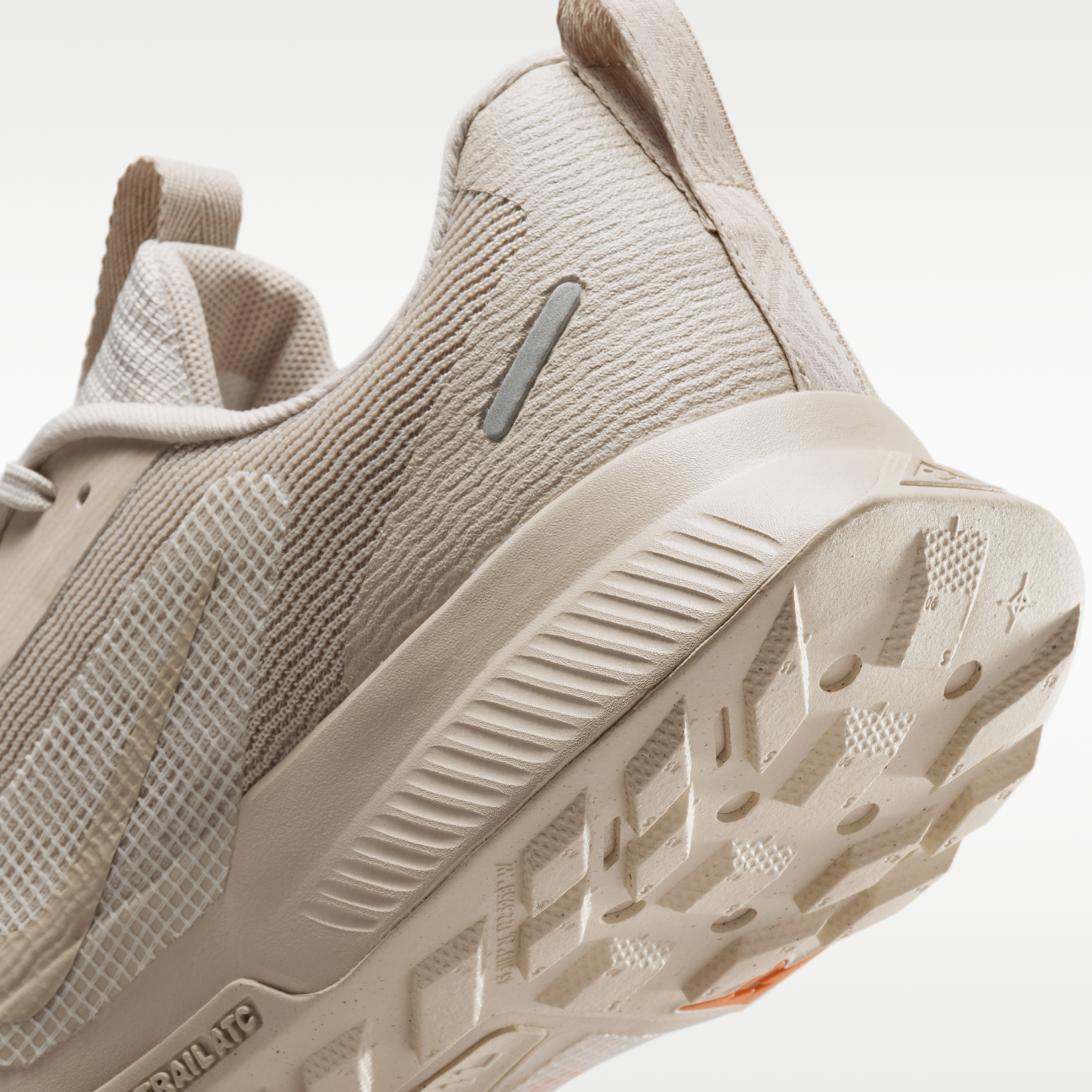 Nike Juniper Trail 3 - Cream II/Light Orewood Brown/Safety Orange/Cream II - 8