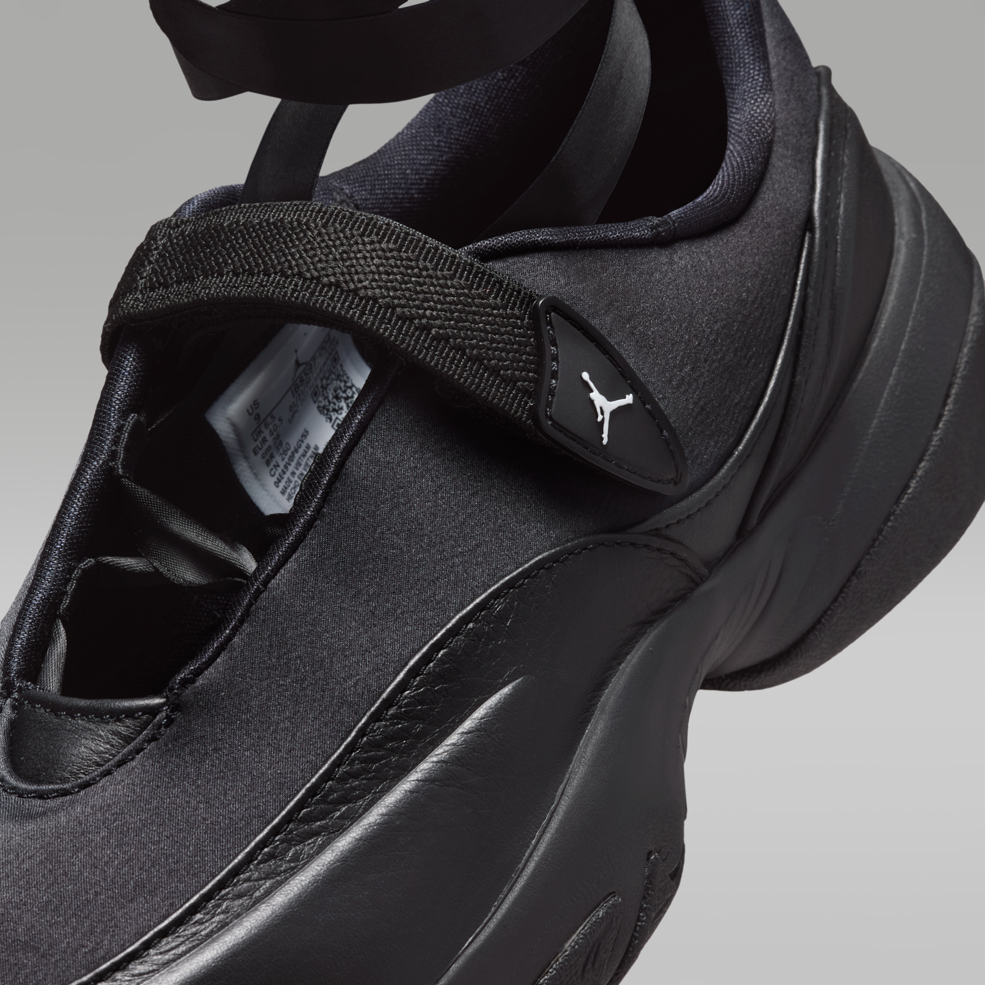 Jordan Pointe - Μαύρο/Summit White/Anthracite - 7