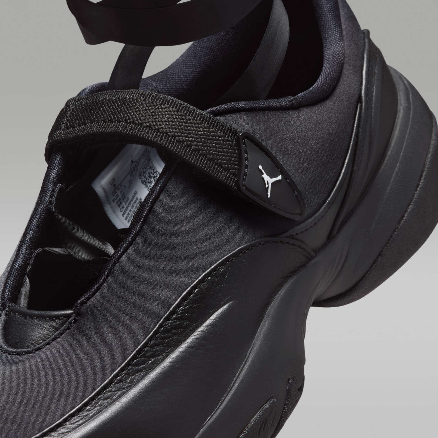 Jordan Pointe - Μαύρο/Summit White/Anthracite - 7