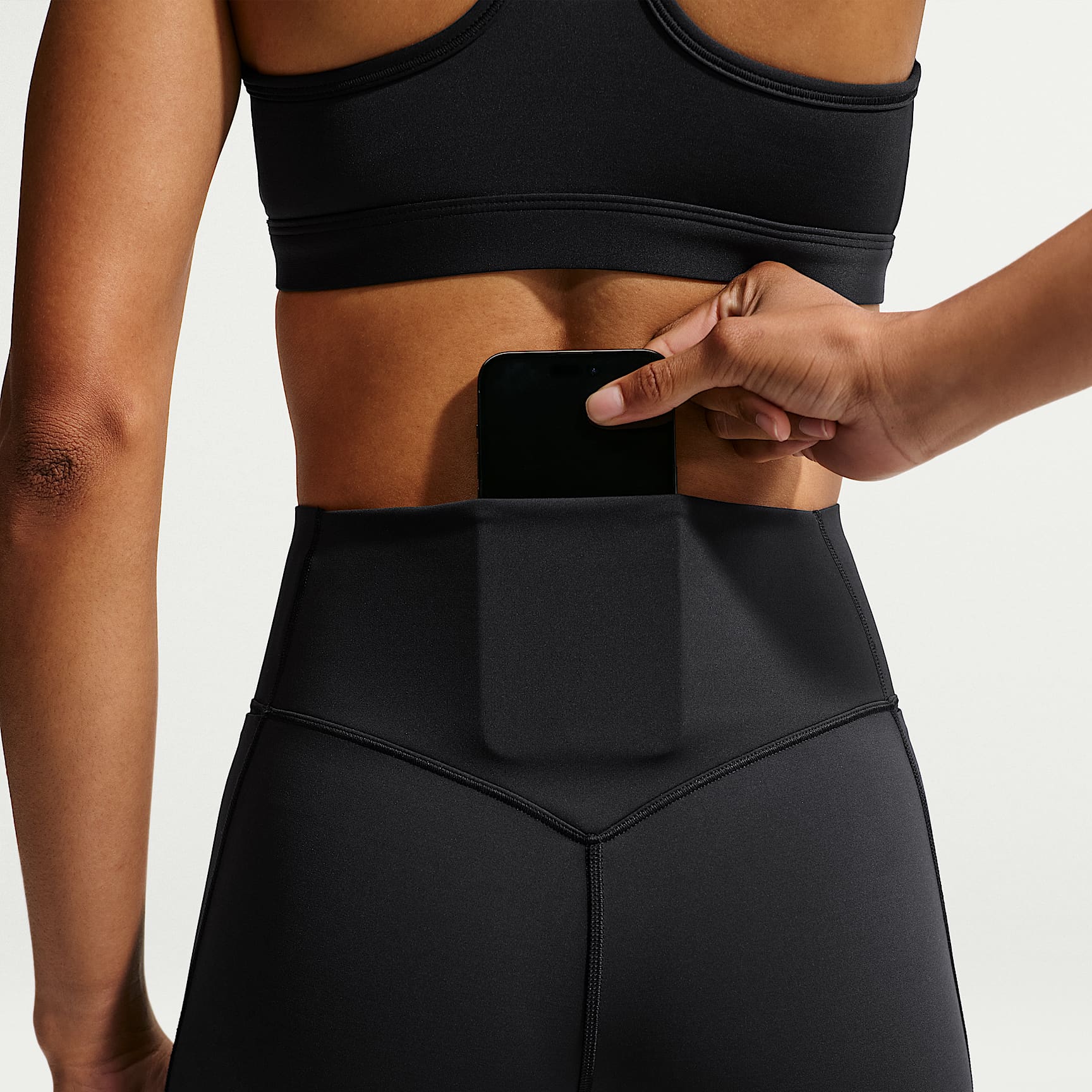 Nike Universa - Nike Universa 7/8-Leggings mit hohem Bund und ohne Frontnaht (Damen)