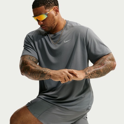 Nike Miler - Nike Miler Dri-FIT Kurzarm-Laufoberteil für Herren
