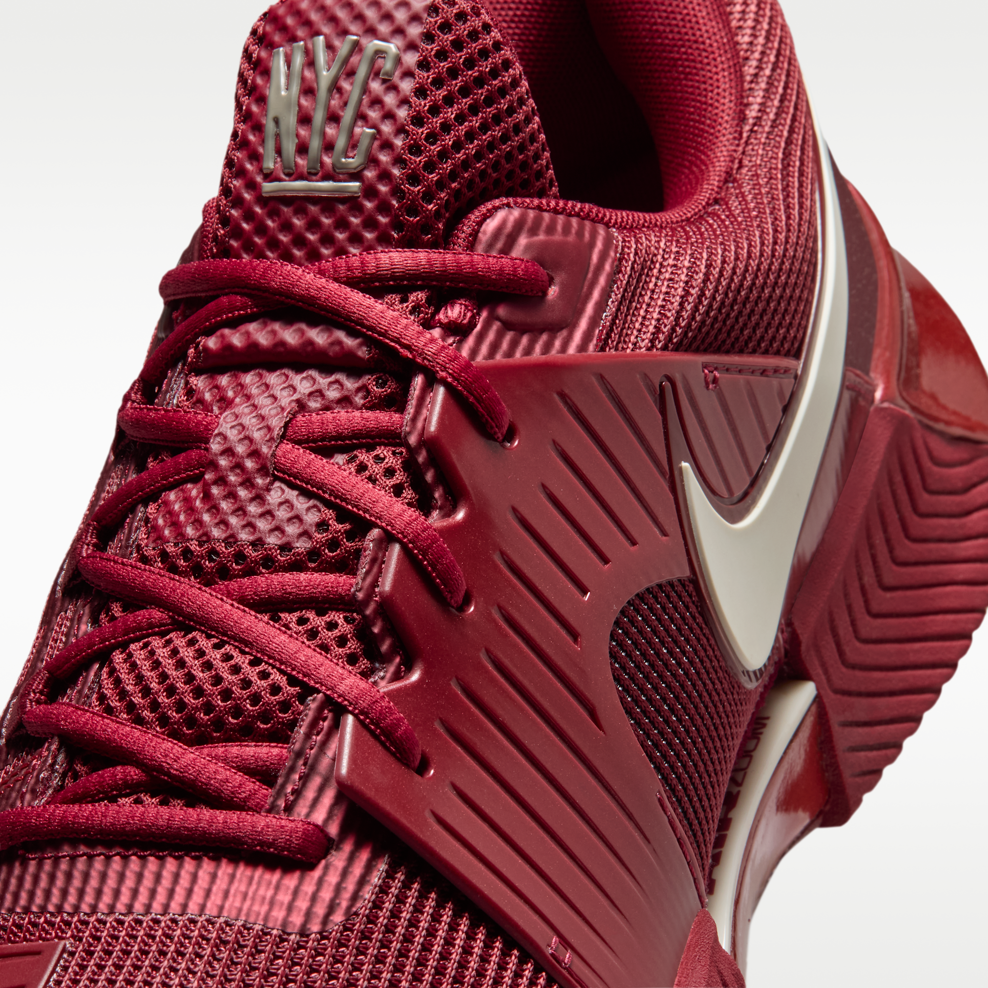 Nike GP Challenge 1.5 PRM - Team Red/Green Spark/Pale Ivory - 7